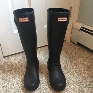Hunter Original Tour Black Matte Rainboots